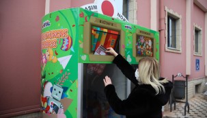 Kartal Belediyesi'nden çocuklara Kitap ve Oyuncak Kumbarası