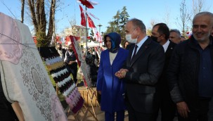 KURSİYERLERİN EL EMEKLERİ GÖRÜCÜYE ÇIKTI