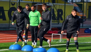 Lider Aliağaspor FK, Torbalıspor'u Konuk Ediyor