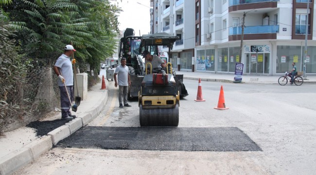 Menderes Yollarında Yama Çalışması