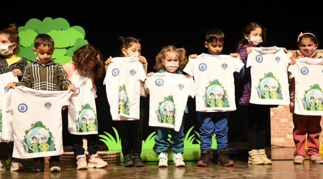 Minik çevreciler tiyatro oyununda buluştu