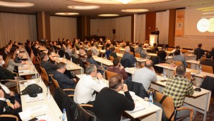 Omurga Cerrahları Dr. Mehmet Zileli İleri Spinal Cerrahi Kursunda Buluştu