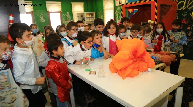 UŞAK BELEDİYESİ ÇOCUKLAR İÇİN TEKNOLOJİYE PENCERE AÇIYOR