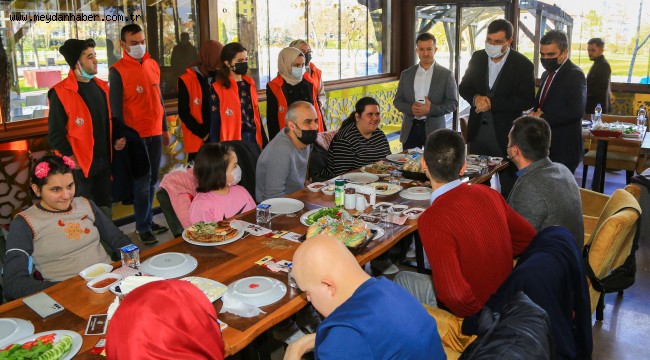 UŞAK BELEDİYESİ'NDEN ÖZEL ÇOCUKLARA KEYİFLİ ETKİNLİK