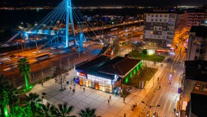 Adnan Menderes'te kuzey asansör revizyon tadilatında