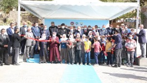  BAŞKAN ÖZTÜRK'TEN "PANKARTLI" TEŞEKKÜR