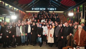 BAŞKANLA GENÇLİK ZİRVESİ