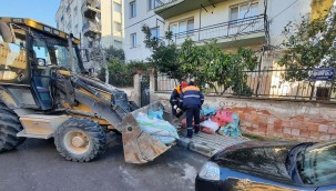 Bayraklı'da bir yılda 13 bin ton moloz toplandı