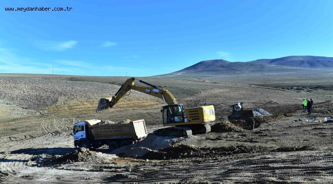 BÜYÜKŞEHİR BELEDİYESİ BAŞKENT'TEKİ SULAMA GÖLETLERİNİ HAYATA DÖNDÜRÜYOR