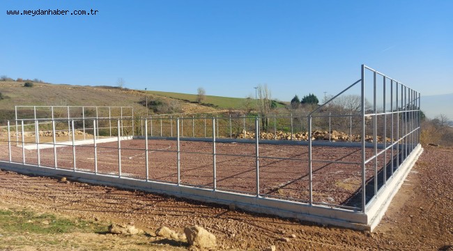 Büyükşehir'den Kabaoğlu'na halı saha