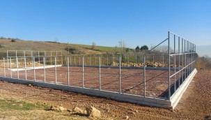 Büyükşehir'den Kabaoğlu'na halı saha