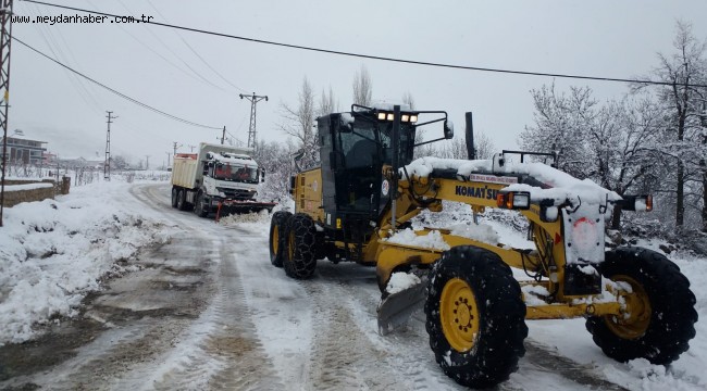 BÜYÜKŞEHİR'İN YÜKSEK KESİMLERDE KAR MESAİSİ SÜRÜYOR