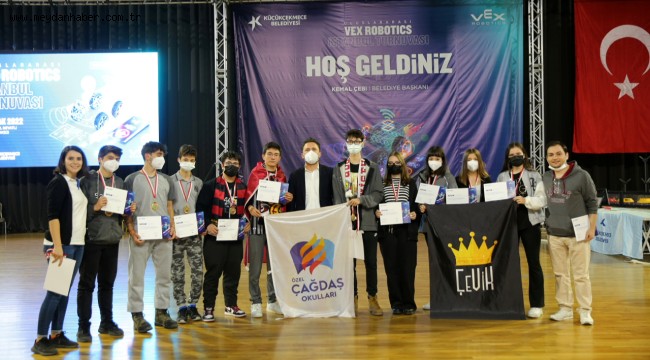 DÜNYANIN EN BÜYÜK ROBOTİK ETKİNLİĞİ, KÜÇÜKÇEKMECE'DE GERÇEKLEŞTİ