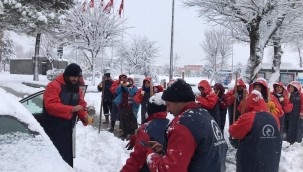 EKİPLERE SICAK ÇORBA İKRAMI