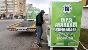 Eskimiş tekstil ürünleri çöpe değil kumbaraya