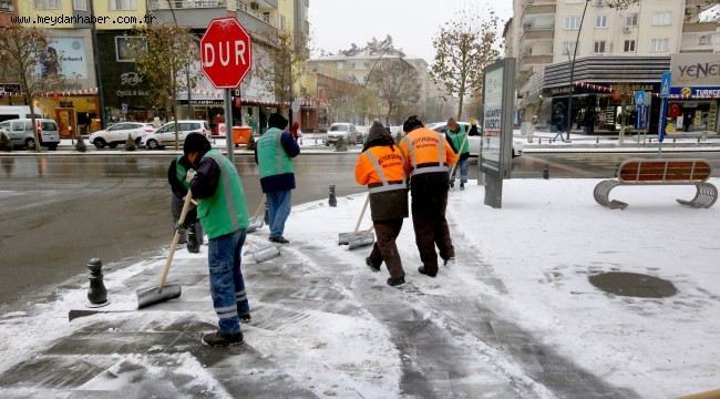 GAZİANTEP BÜYÜKŞEHİR KARLA MÜCADELE İÇİN HAZIR
