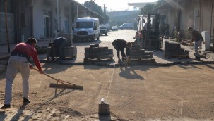 Gıda Çarşısı'nın Yolları Adım Adım Yenileniyor