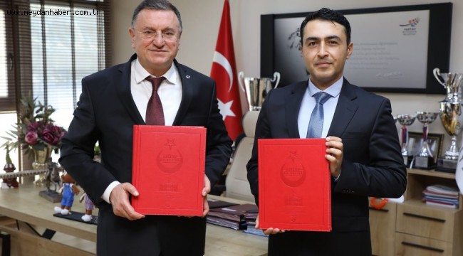 HBB BAŞKANI SAVAŞ'A ANLAMLI HEDİYE