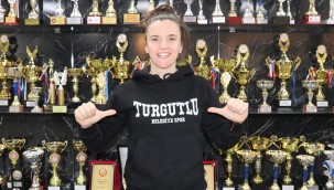 Kardelen Gezgin Turgutlu Belediyesi Kadın Basketbol'da