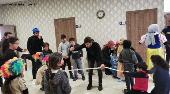Mülteci çocuklar gönüllerince eğlendi