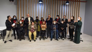 Öğrenciler, 1 günleri görme engelli bireyler ile geçirdi