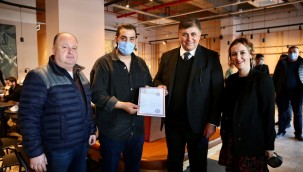 Tugay'dan esnafa "yanınızdayız" mesajı