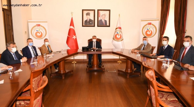 VALİ YAZICI, VATANDAŞLARA HATIRLATMA DOZU UYARISINDA BULUNDU