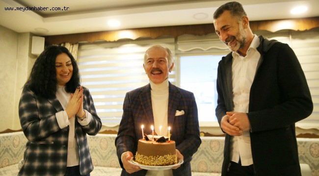 Başkan Aydıner radyocu, radyocular konuk oldu