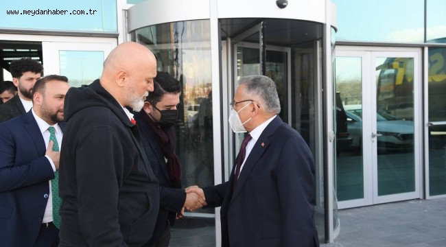 BAŞKAN BÜYÜKKILIÇ'TAN KAYSERİSPOR'A MORAL ZİYARETİ