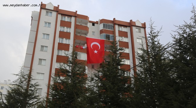 BAŞKAN BÜYÜKKILIÇ'TAN ŞEHİT ANNESİNE TAZİYE ZİYARETİ