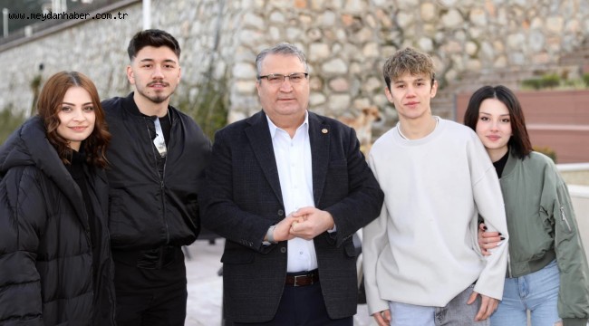 BAŞKAN ÇERÇİ SOSYAL MEDYA FENOMENLERİNİ AĞIRLADI