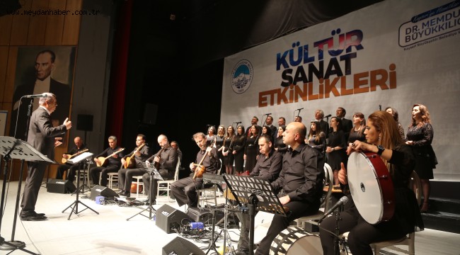 BÜYÜKŞEHİR'DEN UNUTULMAZ "TÜRKÜ" GECESİ