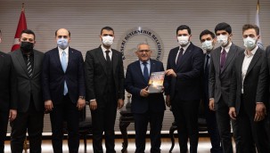 GENÇ MÜSİAD'DAN BAŞKAN BÜYÜKKILIÇ'A ZİYARET