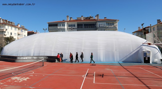 Halı Saha Ve Kafeterya Yakında Hizmete Açılıyor