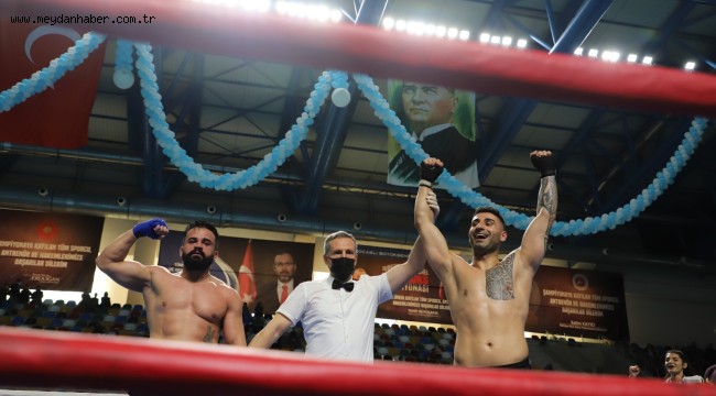Kick Boks'ta büyük heyecan devam ediyor
