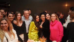 MESUT BAŞKAN İLK BÖLÜMÜ DİZİ OYUNCULARIYLA BİRLİKTE İZLEDİ