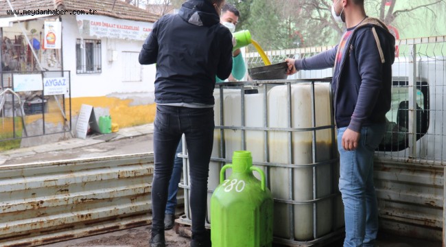 Turgutlu Belediyesi 800 Kilogram Zeytinyağı Elde Etti 