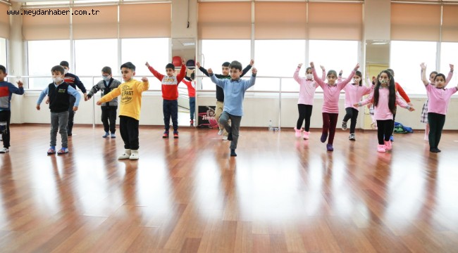 Basamak kursları 3 bin kişiye ulaştı