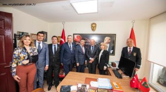 Başımızın üzerinde yeriniz var