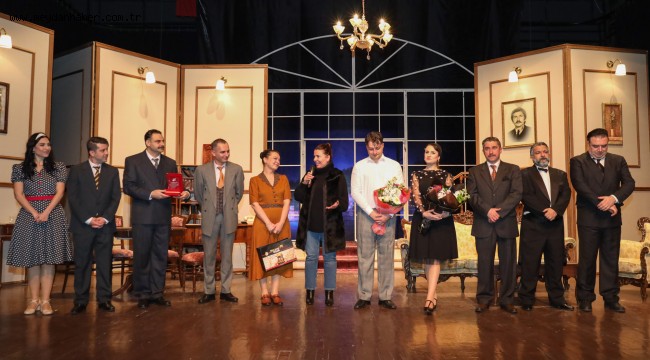 Bir Adam Yaratmak' Uşak'ta izleyici ile buluştu