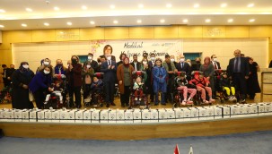 BÜYÜKŞEHİR, ENGELLİ BİREYLERE 250 TEKERLEKLİ SANDALYE DAĞITTI