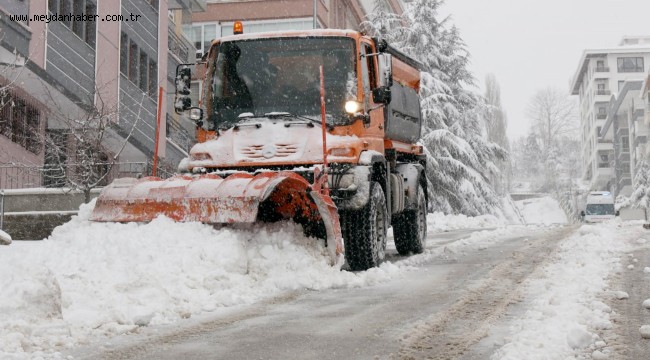 ÇANKAYA'DA KARLA MÜCADELE 