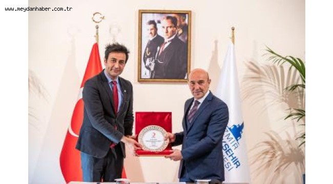 İzmir Büyükşehir Belediyesi'nden Türk Kızılayı'na destek
