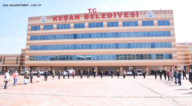 Keşan Belediyesi'nden kadınlar günü sürprizleri