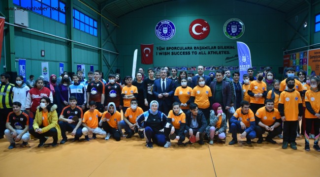 Masa tenisinde özel buluşma