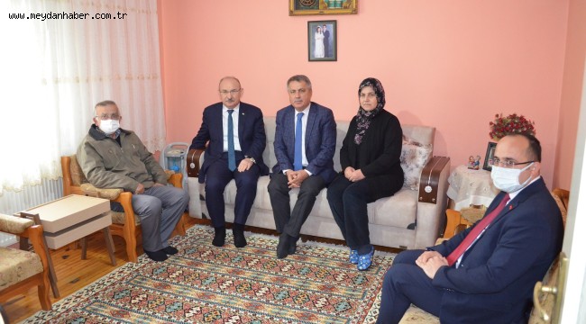 Muhtarlar ve Halk Toplantısı Ahmetli'de Düzenlendi