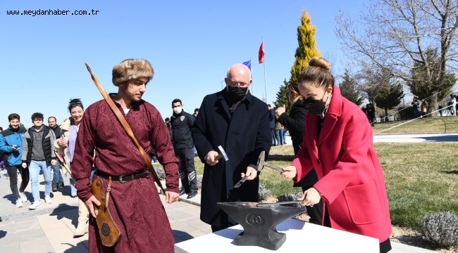 Uşak Üniversitesinde Baharın Müjdecisi Nevruz Kutlandı