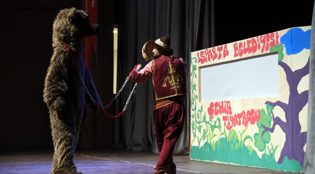 Aileler iftarını açtı, çocuklar gönüllerince eğlendi