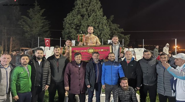 Altınova'da başpehlivanlığı Hüseyin Gümüşalan kazandı