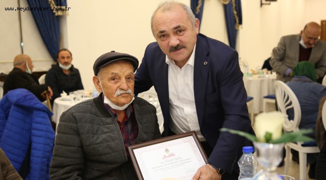 Başkan Esen Huzurevi Sakinleri ile İftar Yaptı